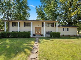 20 Griffin Dr, Saint Peters, MO 63376