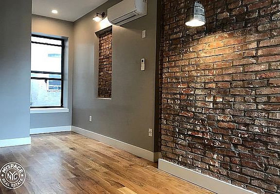 4th image of 423 Rogers Ave #B1
