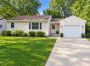 5609 Bunny Ave, McHenry, IL 60051