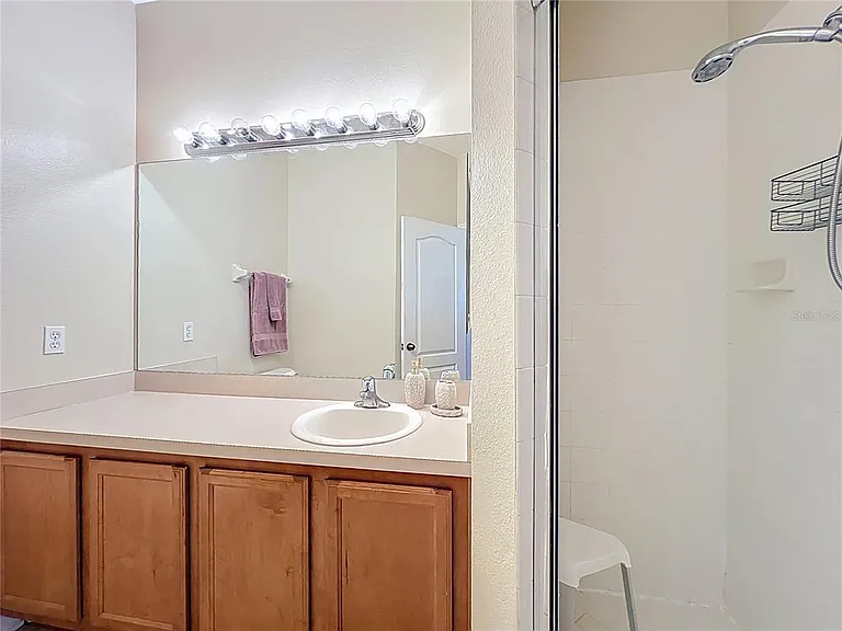 3309 Wilshire Way Rd #3 — Photo 28