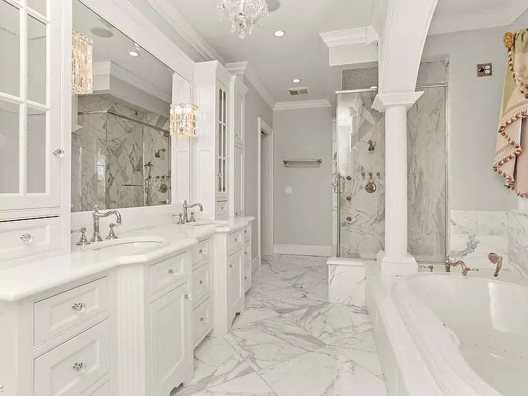 386 Westover - Primary Bathroom 2