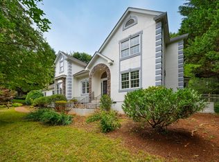 107 Valley Oak Dr, Greenville, SC 29617