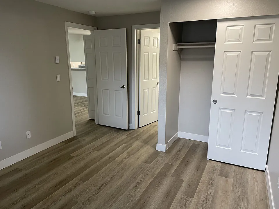 Redmond Park Apts