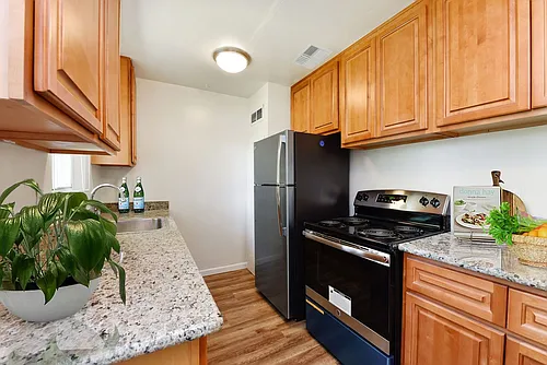 Fremont Park Apartments Photo 1