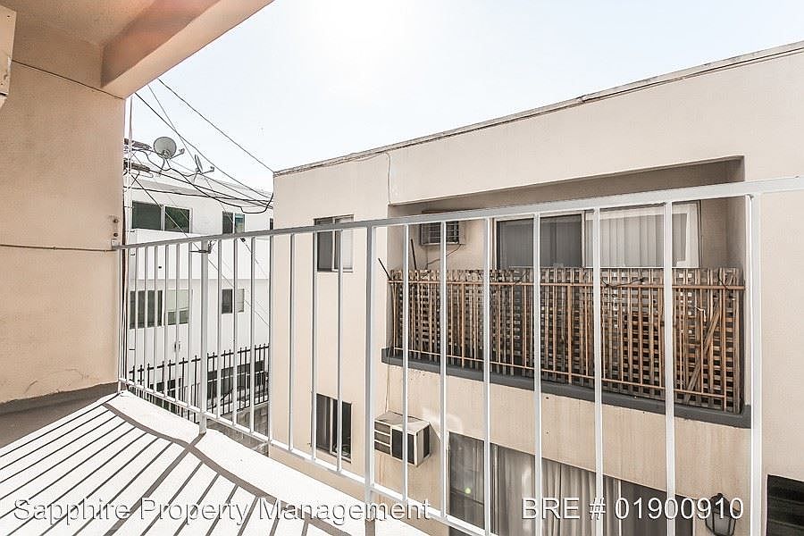 1st image of 1016 N Laurel Ave APT 10