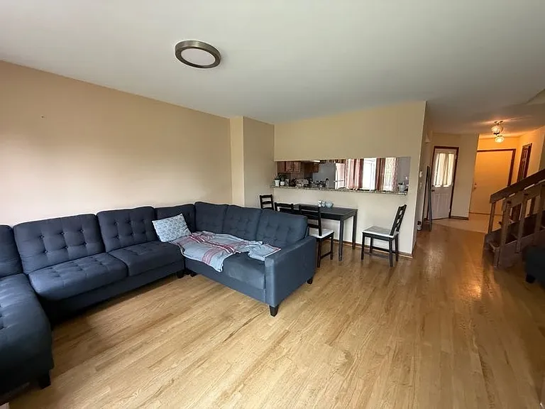 373 Goshawk Ln — Photo 5