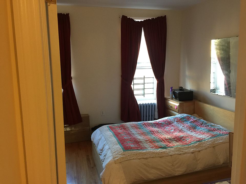 1st image of 3034 42nd St APT 3L