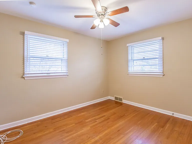 20 Saint Benedict Ln — Photo 10