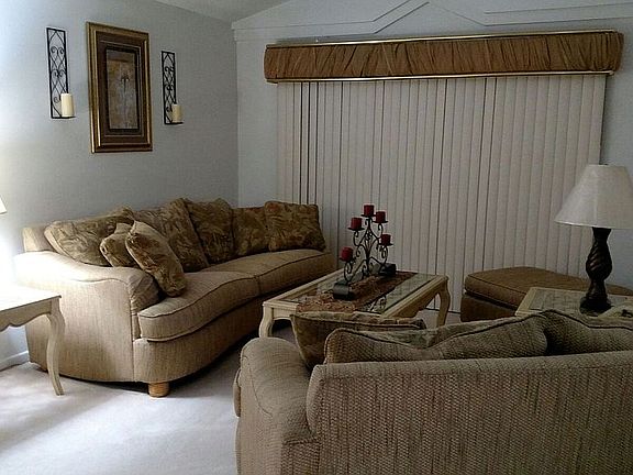 5th image of 3323 Silvermoon Dr