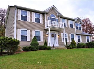 1050 Overlook Ln NE, Carrollton, OH 44615