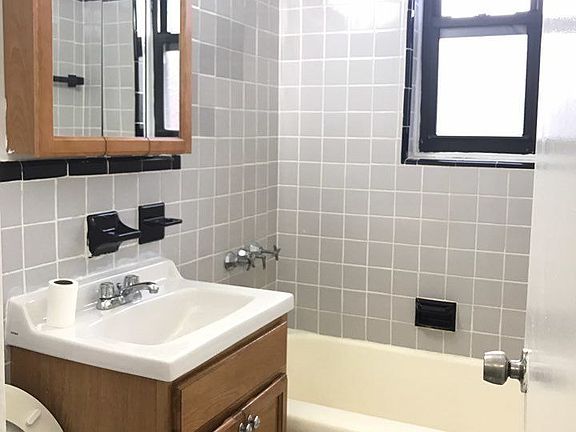 5th image of 8920 55th Ave APT 3H