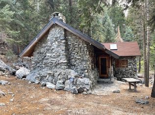 9620 Falls Rd, Forest Falls, CA 92339