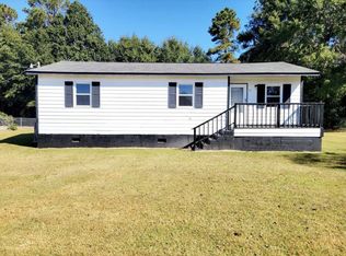 61 Savage St, Williston, SC 29853
