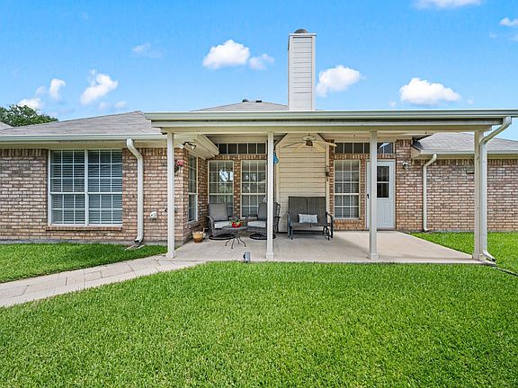 2nd image of 2732 Crystal Glenn Cir