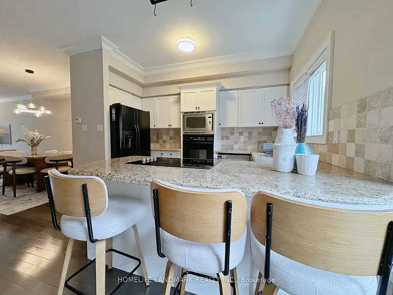54 Bluewater Ct — Photo 8