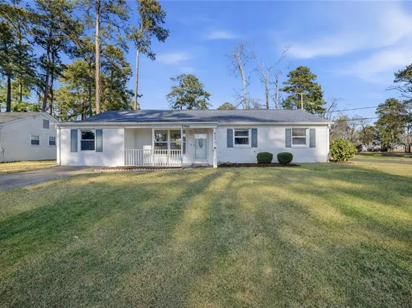 4900 Klamath Rd, Virginia Beach, VA 23462