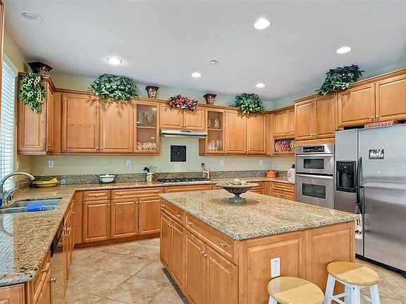 5th image of 17030 Silver Crest Dr