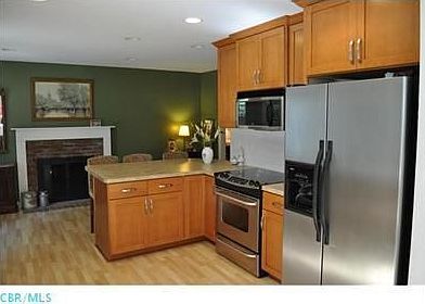 3rd image of 339 Ashworth Ct