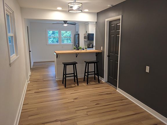 4th image of 6560 Graf Dr