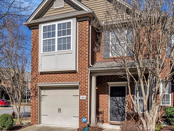 2nd image of 1011 Ashmore Dr