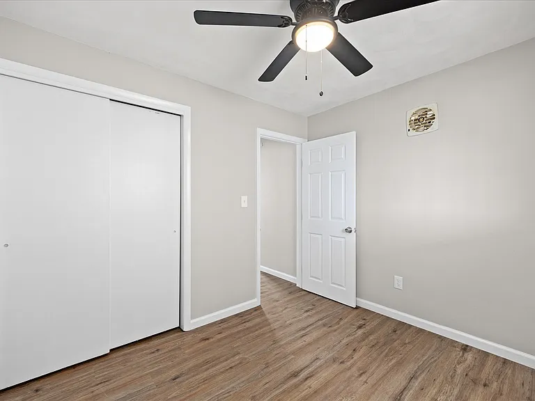 1000 Olive St #214 — Photo 6