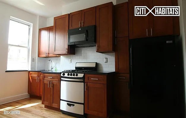 Rented by Citi Habitats | media 9