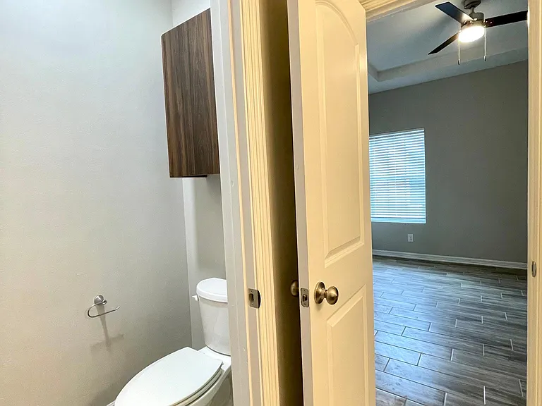 804 Sunset Valley St #1 — Photo 16