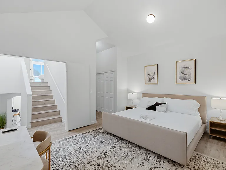 437 Norfolk Dr — Photo 4
