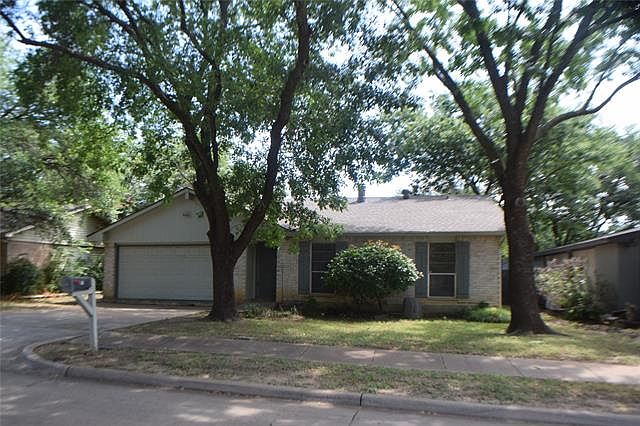1st image of 619 McKown Dr
