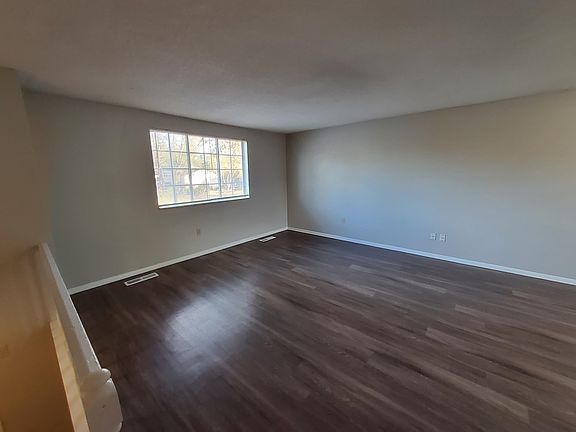 4th image of 4277 Willow Park Dr