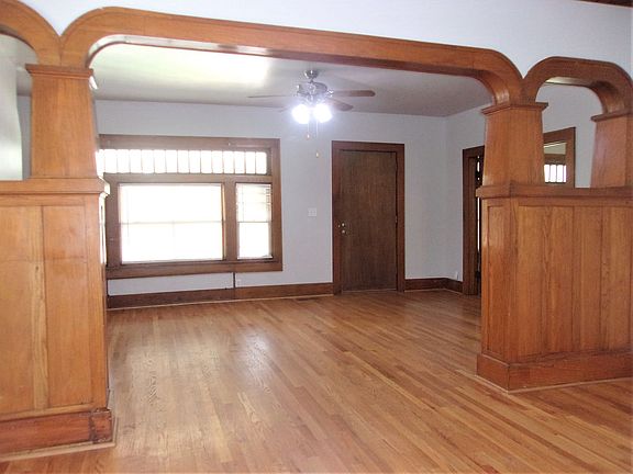 4th image of 440 NW 27th St #748760925