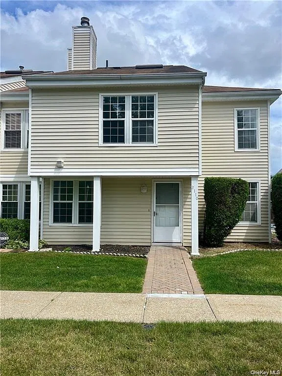 3 bed, 2.5 bath, 1331 sqft, $3,000 — Photo 2