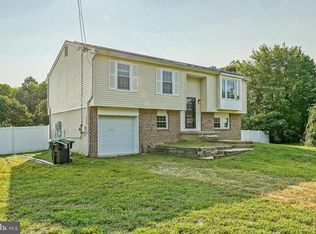 284 Vineyard Rd, Atco, NJ 08004