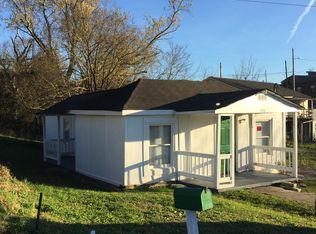 106 Walnut St, Harriman, TN 37748