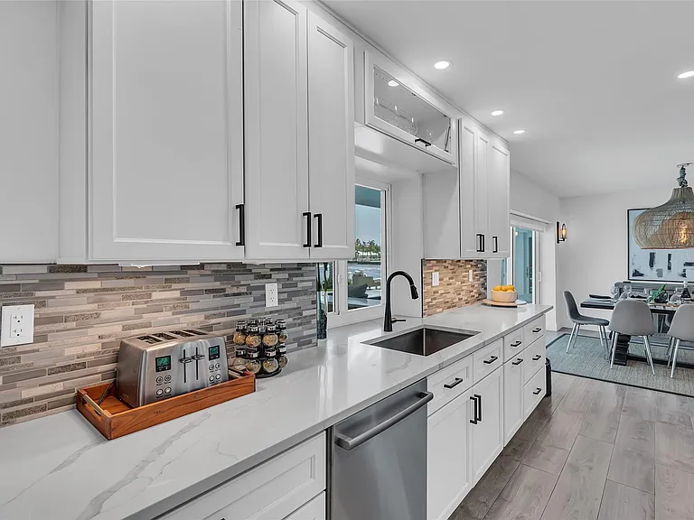 3108 NE 42nd Ct — Photo 33