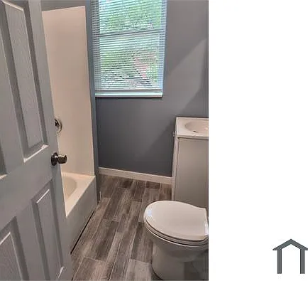 6000 Etzel Ave — Photo 14