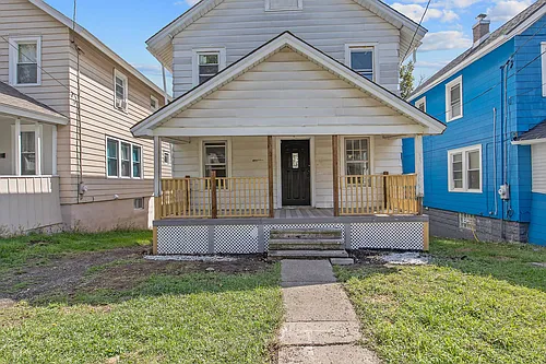 720 Winton St Photo 1