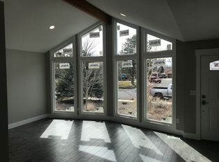 11833 S Hagan Rd, Sandy, UT 84092
