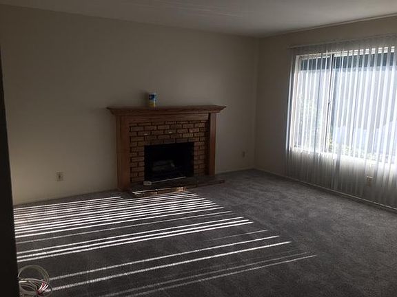 2nd image of 5627 Truman Pl
