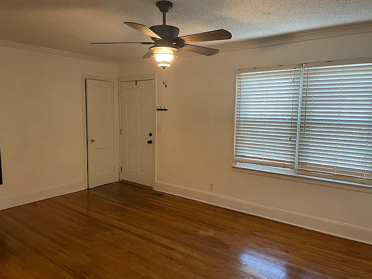 416 E South Main St — Photo 6