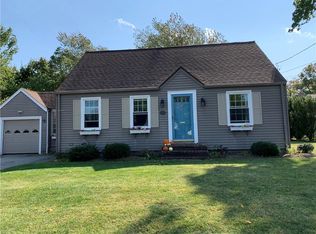 46 Friendly Rd, East Greenwich, RI 02818