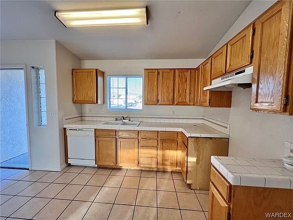5th image of 2376 Merlot Court