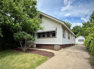 69 Floral Ave, Johnson City, NY 13790
