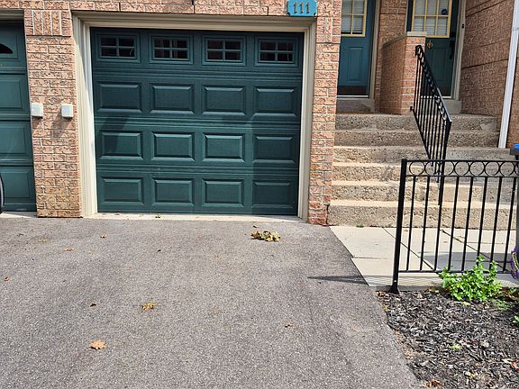 2nd image of 1050 Bristol Rd W #111