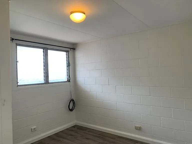 1943 Pacific Heights Rd — Photo 9
