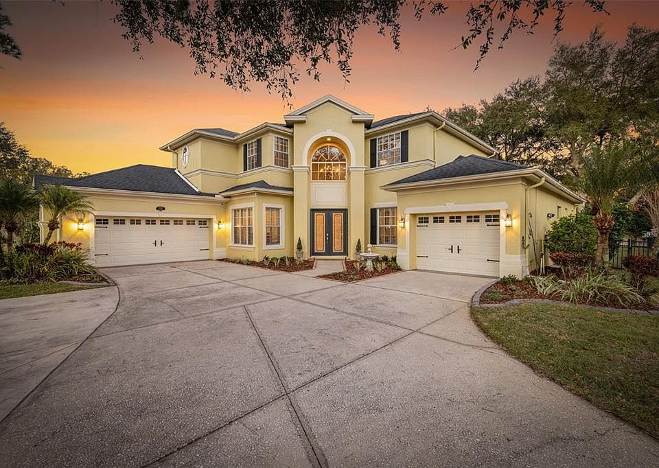 1st image of 2102 Chestnut Forest Dr