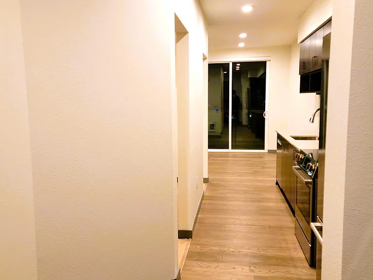 11903 NE 128th St #504 — Photo 3