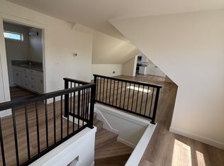 5021 NE 137th Ave #A, Vancouver, WA 98682