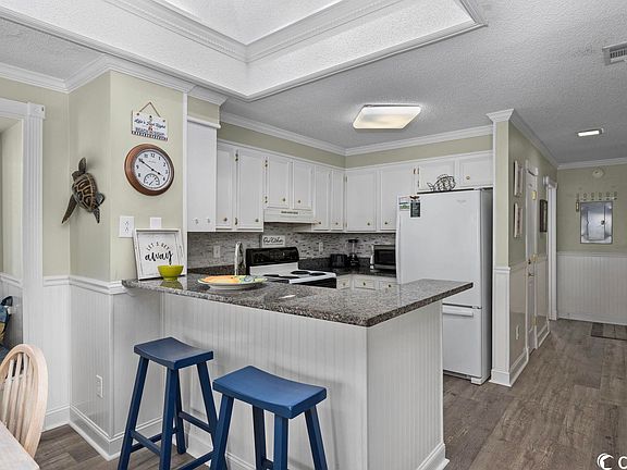 5th image of 9581 Shore Dr. #318
