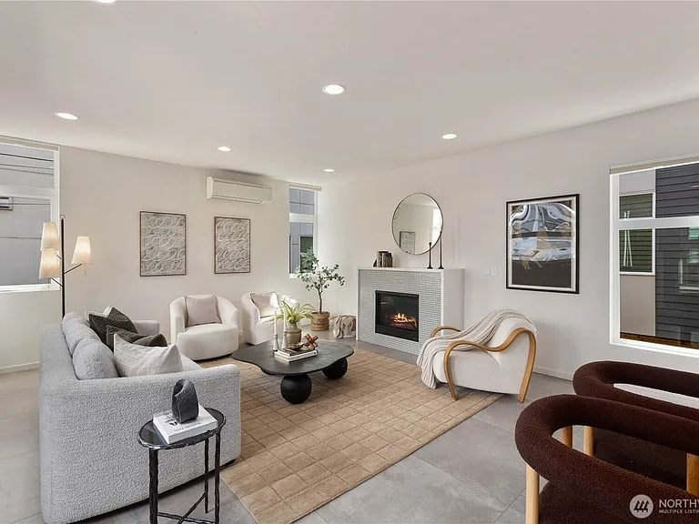 6735A Alonzo Ave NW — Photo 8